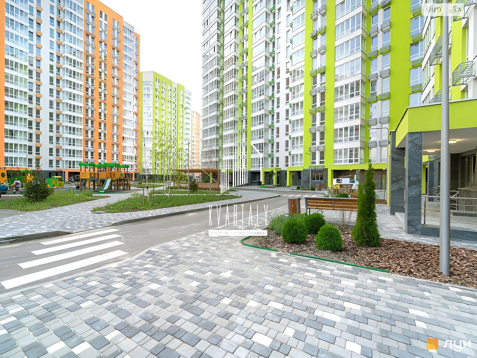 Продаж трикімнатної квартири в Києві, на просп. Берестейський 65В, район Ґалаґани фото 1 Продаж трикімнатної квартири в Києві, на просп. Берестейський 65В, район Ґалаґани фото 1