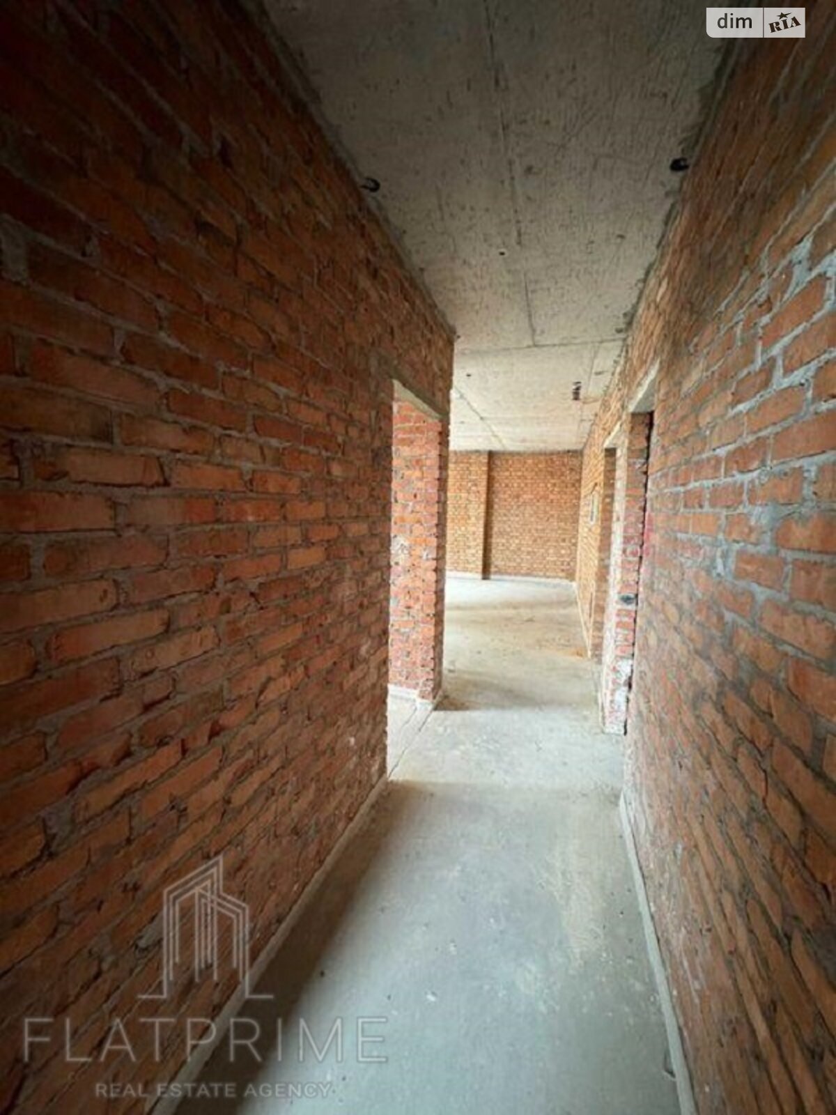 Продажа трехкомнатной квартиры в Киеве, на просп. Берестейский 67, район Галаганы фото 1 Продажа трехкомнатной квартиры в Киеве, на просп. Берестейский 67, район Галаганы фото 1