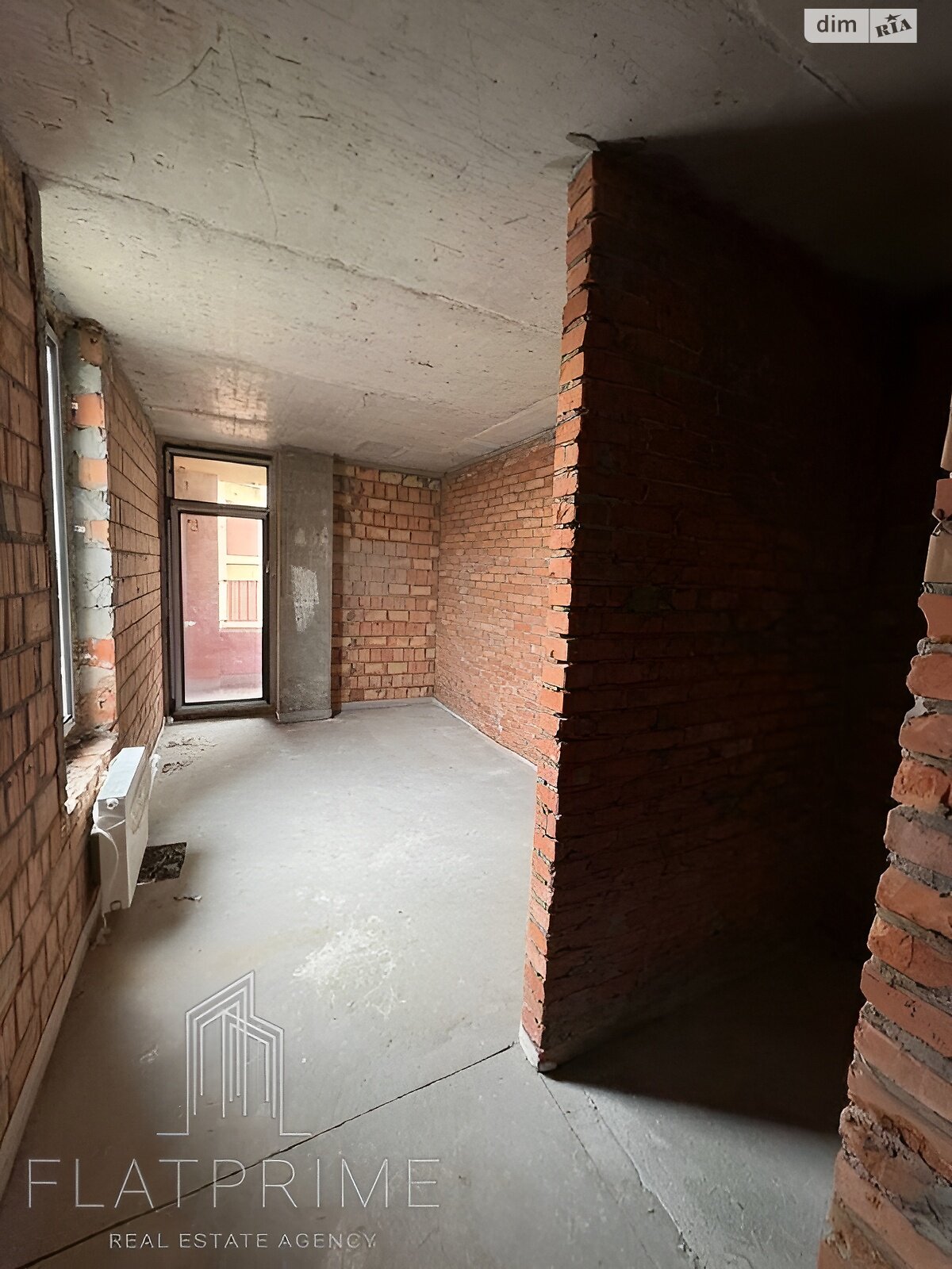 Продажа трехкомнатной квартиры в Киеве, на просп. Берестейский 67, район Галаганы фото 1 Продажа трехкомнатной квартиры в Киеве, на просп. Берестейский 67, район Галаганы фото 1
