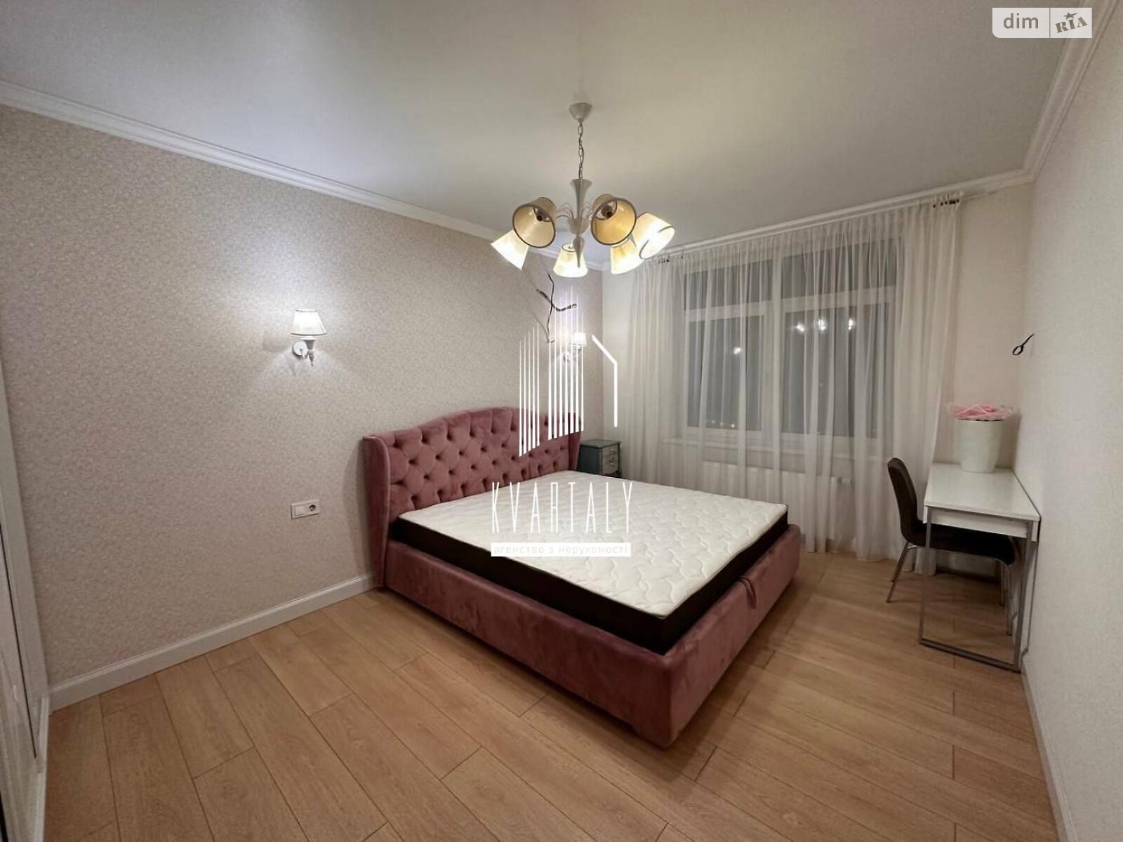 Продаж двокімнатної квартири в Києві, на просп. Берестейський 71А, район Ґалаґани фото 1 Продаж двокімнатної квартири в Києві, на просп. Берестейський 71А, район Ґалаґани фото 1