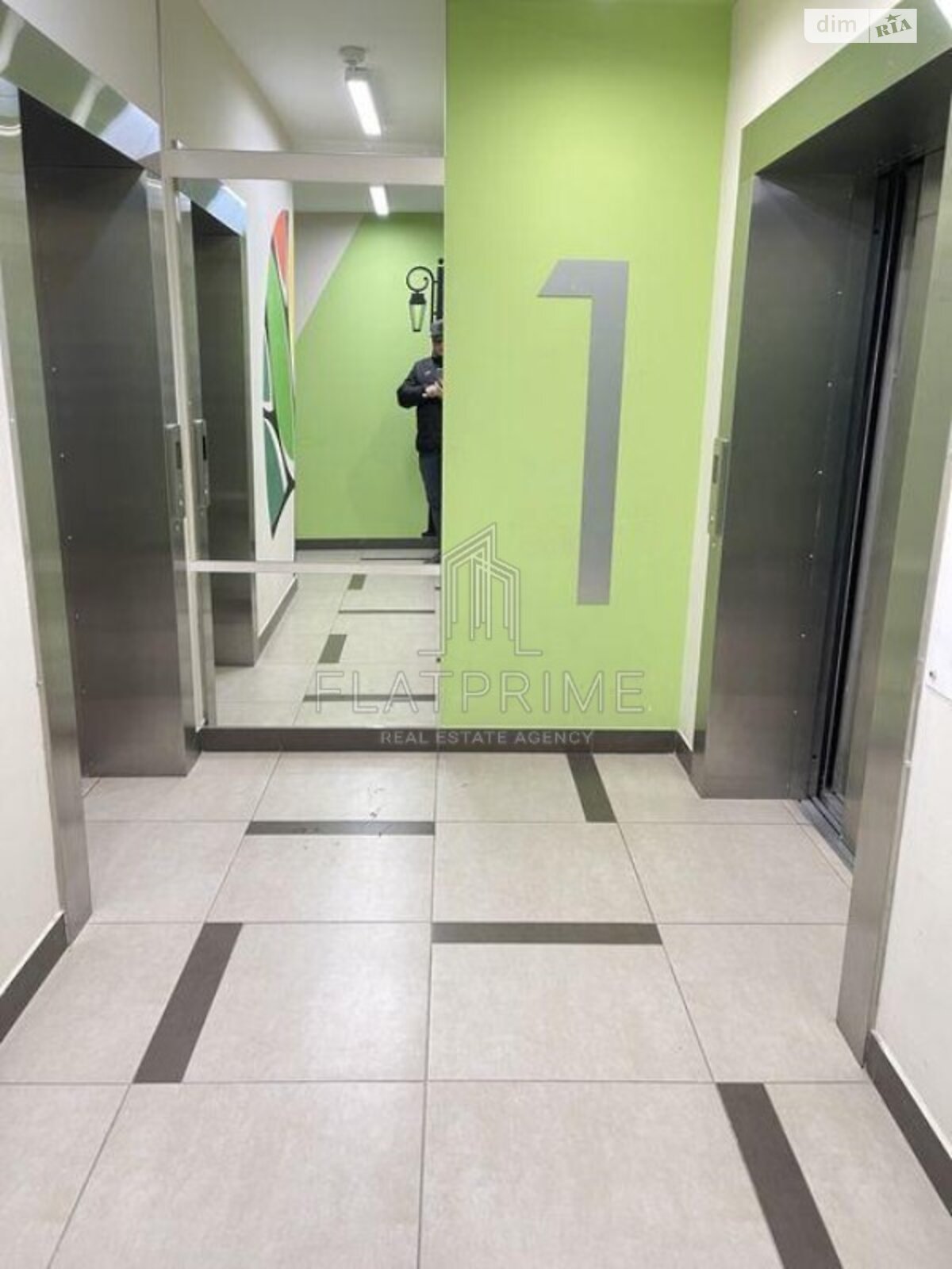 Продаж трикімнатної квартири в Києві, на просп. Берестейський 67Б, район Ґалаґани фото 1 Продаж трикімнатної квартири в Києві, на просп. Берестейський 67Б, район Ґалаґани фото 1