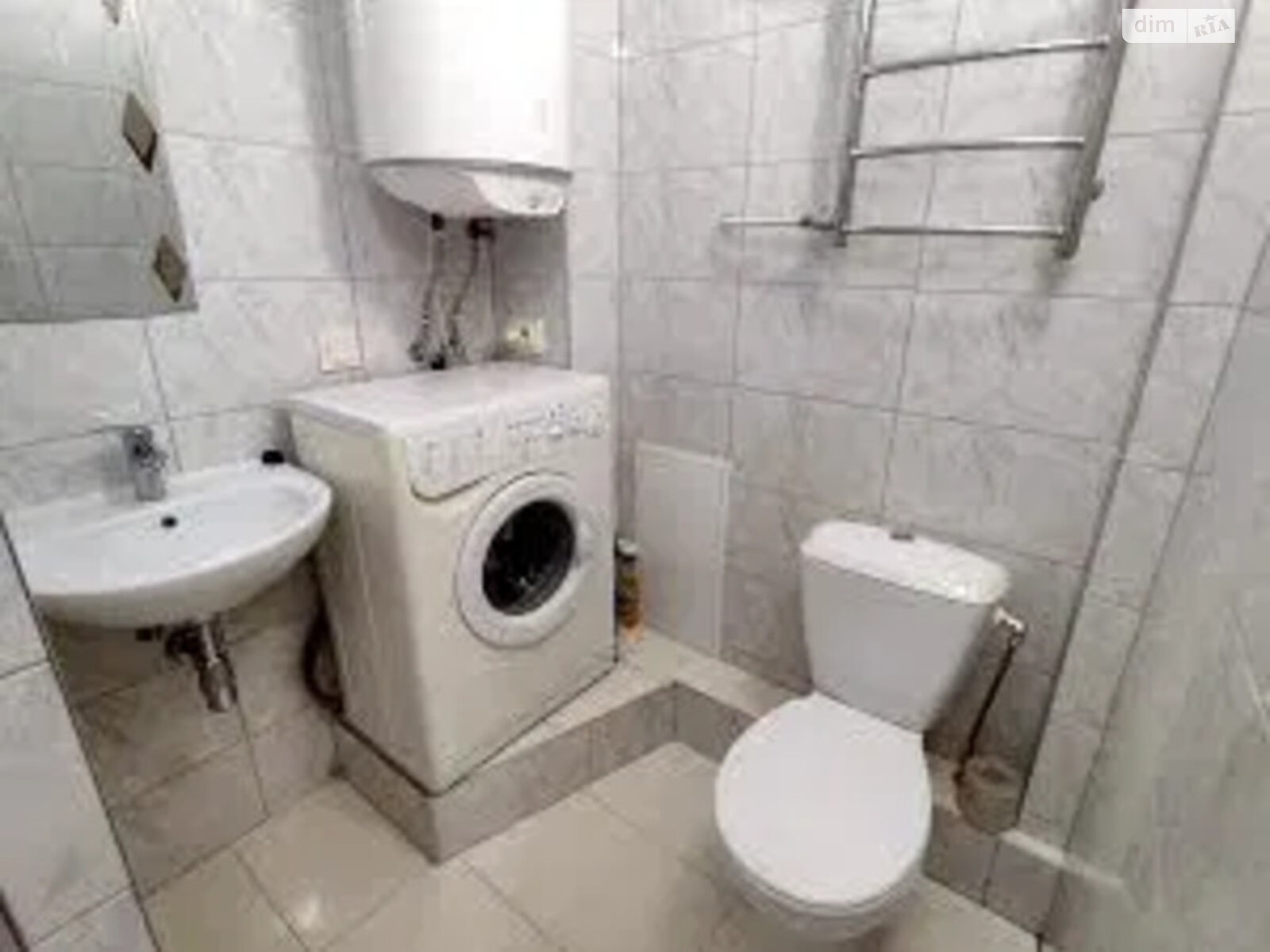 Продаж трикімнатної квартири в Києві, на вул. Чистяківська 12, район Ґалаґани фото 1 Продаж трикімнатної квартири в Києві, на вул. Чистяківська 12, район Ґалаґани фото 1