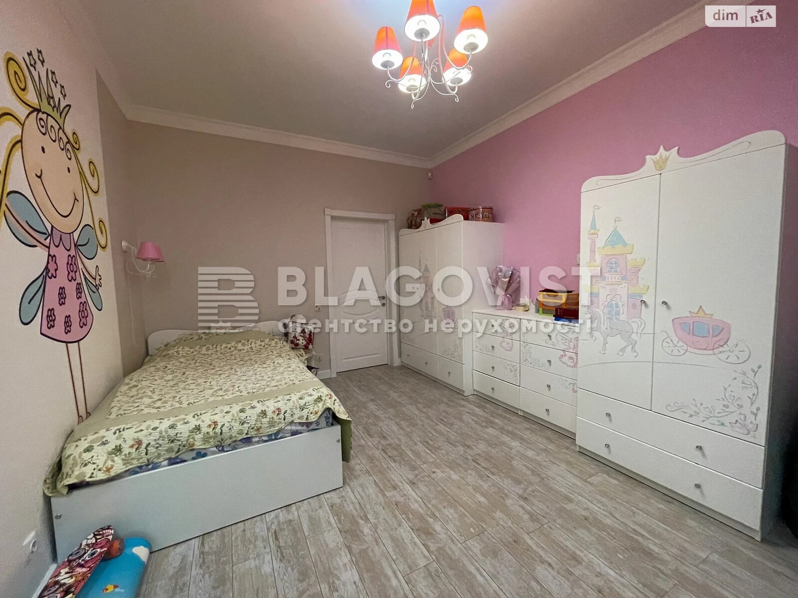 Продаж двокімнатної квартири в Києві, на вул. Генерала Шаповала 2, фото 1 Продаж двокімнатної квартири в Києві, на вул. Генерала Шаповала 2, фото 1