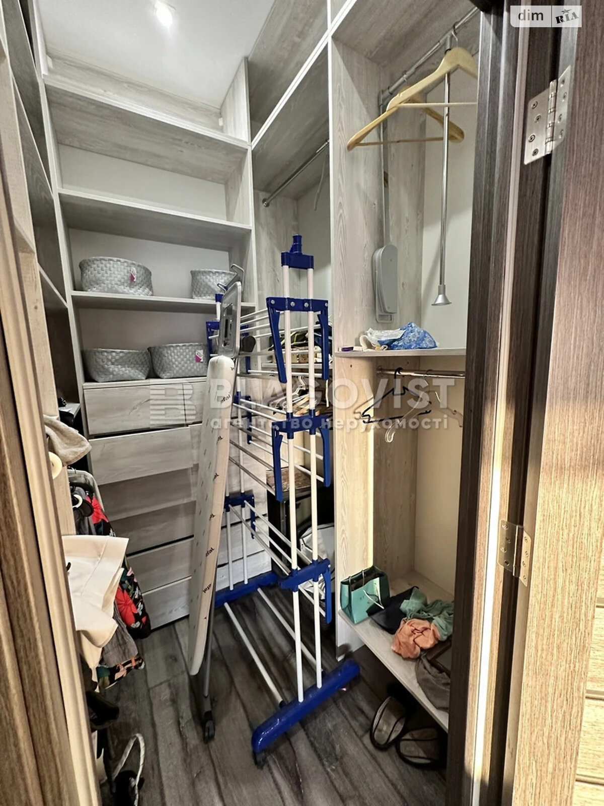 Продаж трикімнатної квартири в Києві, на вул. Генерала Шаповала 2, фото 1 Продаж трикімнатної квартири в Києві, на вул. Генерала Шаповала 2, фото 1