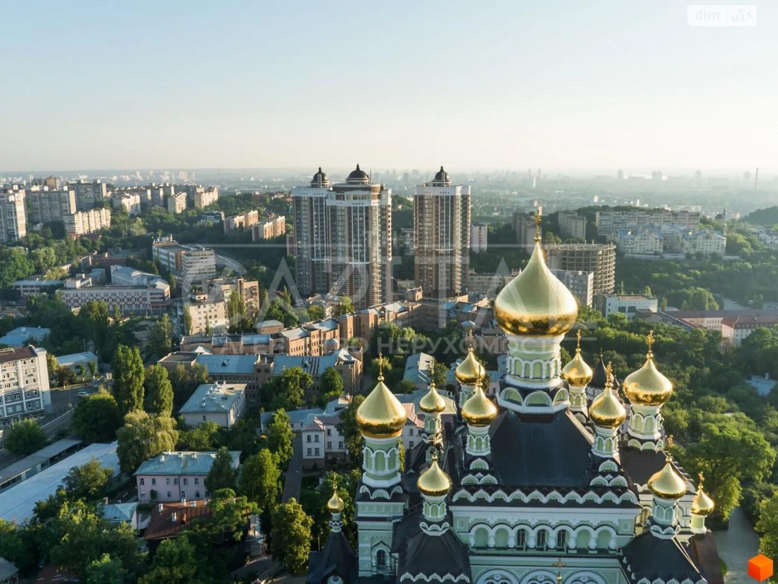 Продажа трехкомнатной квартиры в Киеве, на ул. Глубочицкая 32А, фото 1 Продажа трехкомнатной квартиры в Киеве, на ул. Глубочицкая 32А, фото 1