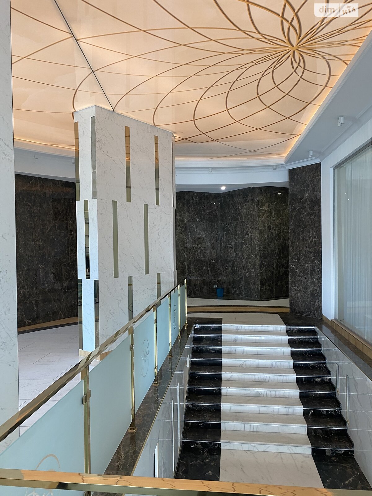 Продажа трехкомнатной квартиры в Киеве, на ул. Глубочицкая 73, район Шевченковский фото 1 Продажа трехкомнатной квартиры в Киеве, на ул. Глубочицкая 73, район Шевченковский фото 1