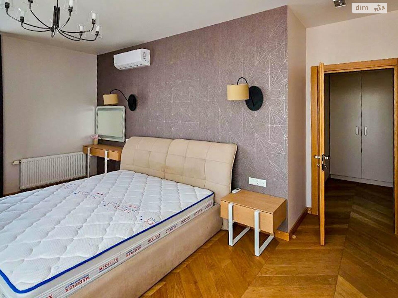 Продажа трехкомнатной квартиры в Киеве, на просп. Голосеевский, район Голосеев фото 1 Продажа трехкомнатной квартиры в Киеве, на просп. Голосеевский, район Голосеев фото 1