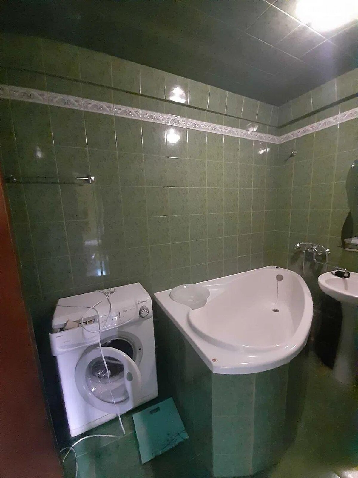 Продаж двокімнатної квартири в Києві, на вул. Горіхуватський шлях 11, район Голосіїв фото 1 Продаж двокімнатної квартири в Києві, на вул. Горіхуватський шлях 11, район Голосіїв фото 1