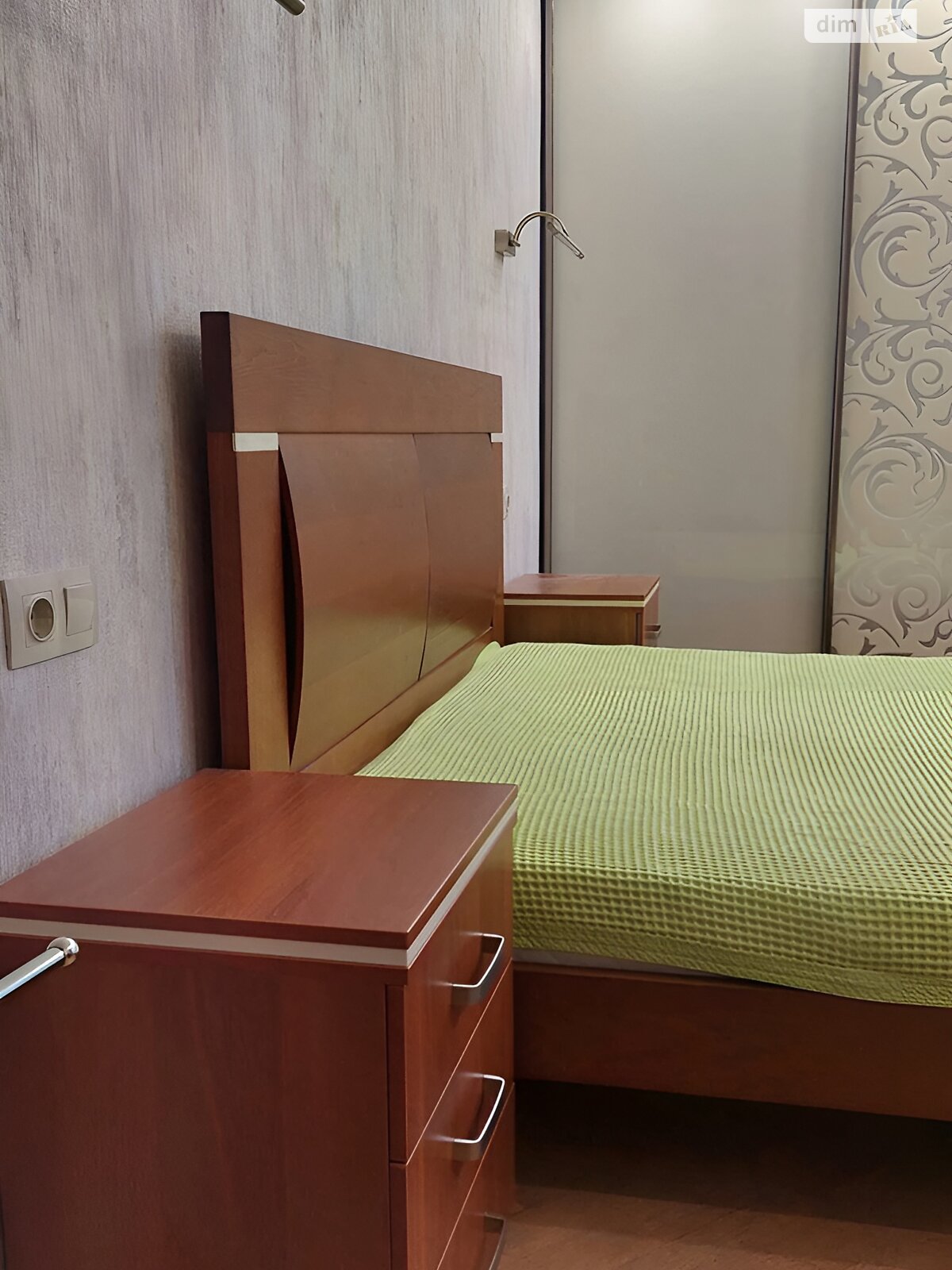 Продаж однокімнатної квартири в Києві, на просп. Голосіївський 128, район Голосіїв фото 1 Продаж однокімнатної квартири в Києві, на просп. Голосіївський 128, район Голосіїв фото 1