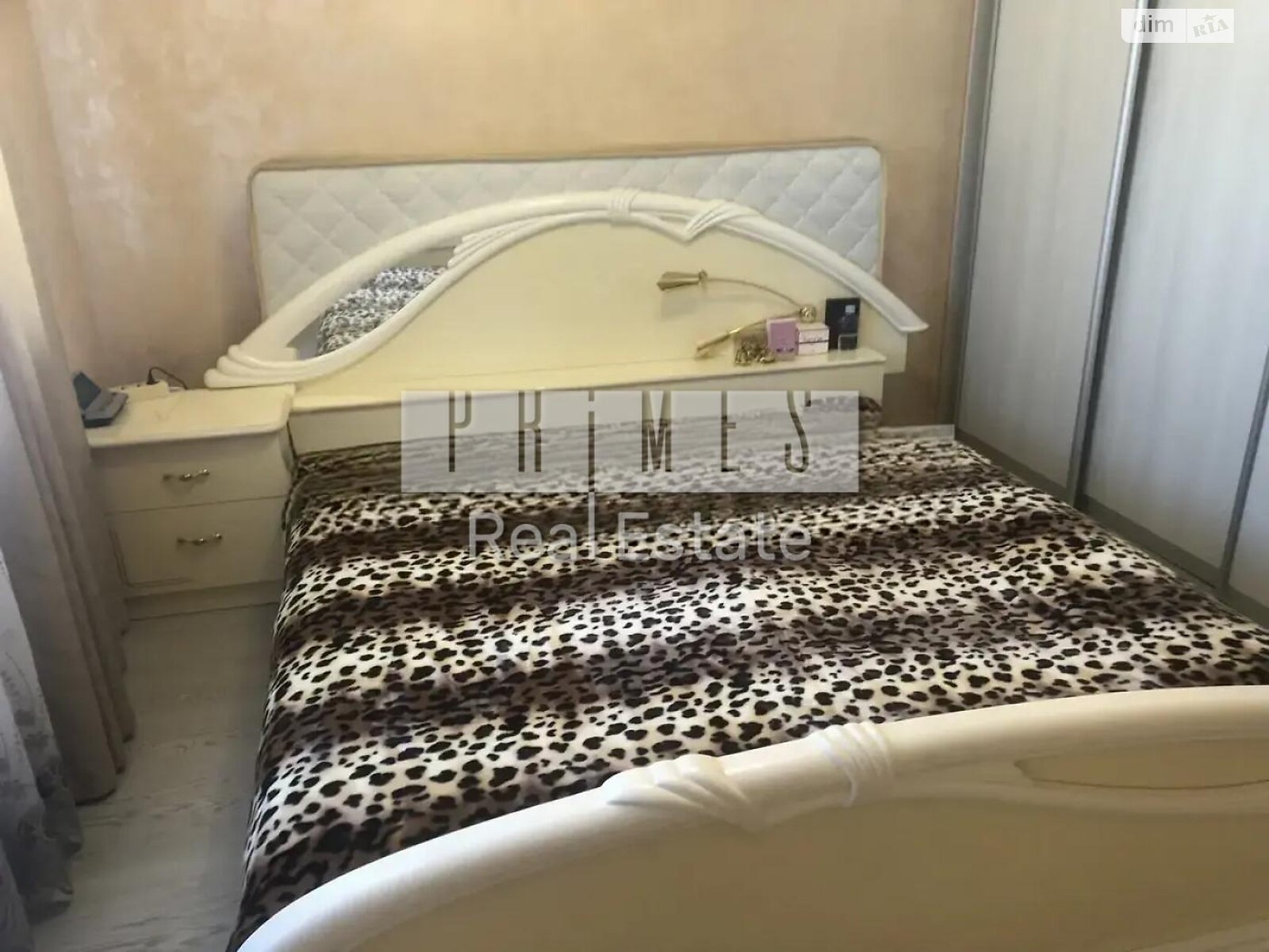 Продажа трехкомнатной квартиры в Киеве, на просп. Голосеевский 95А, район Голосеев фото 1 Продажа трехкомнатной квартиры в Киеве, на просп. Голосеевский 95А, район Голосеев фото 1