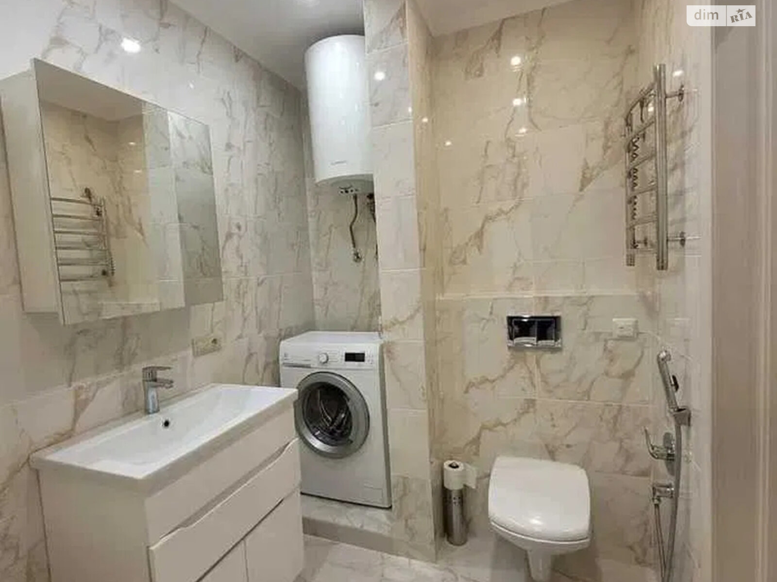 Продаж двокімнатної квартири в Києві, на просп. Голосіївський 95А, район Голосіїв фото 1 Продаж двокімнатної квартири в Києві, на просп. Голосіївський 95А, район Голосіїв фото 1