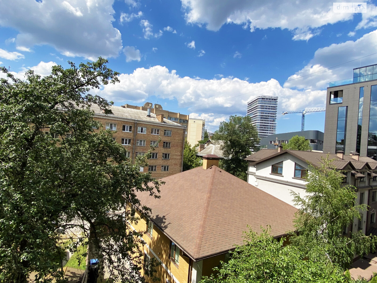 Продажа трехкомнатной квартиры в Киеве, на просп. Голосеевский 82, район Голосеев фото 1 Продажа трехкомнатной квартиры в Киеве, на просп. Голосеевский 82, район Голосеев фото 1