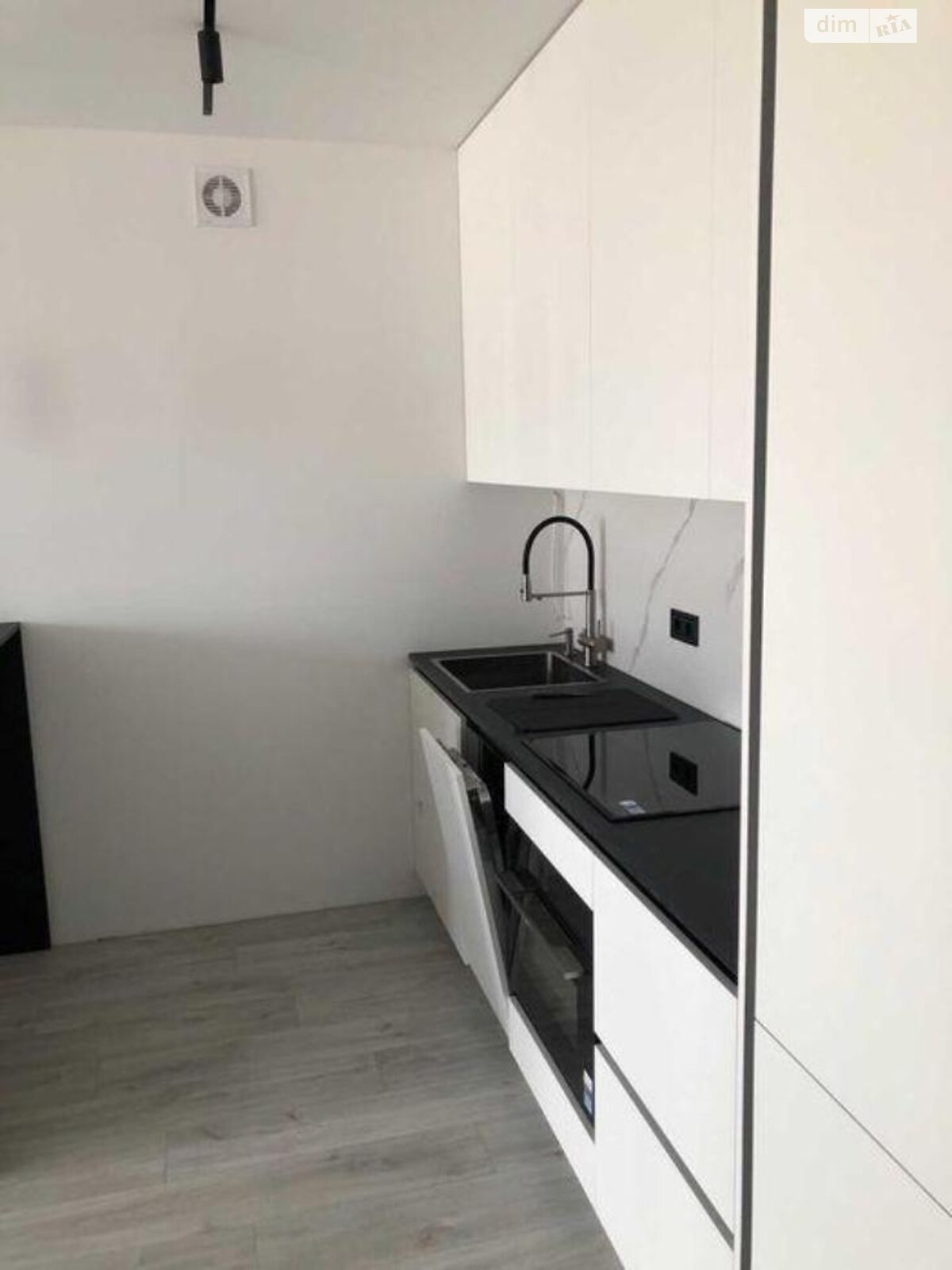 Продажа однокомнатной квартиры в Киеве, на просп. Голосеевский 76, район Голосеев фото 1