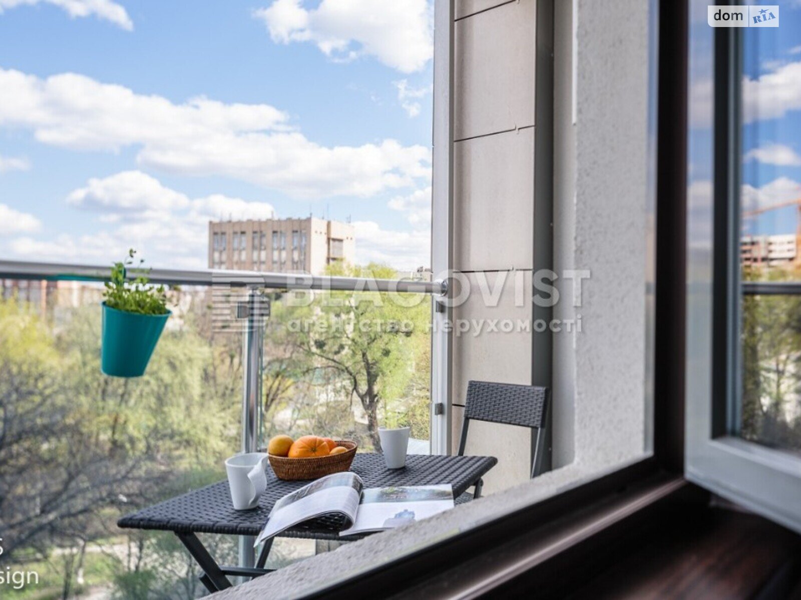 Продажа трехкомнатной квартиры в Киеве, на просп. Голосеевский 40, район Голосеев фото 1