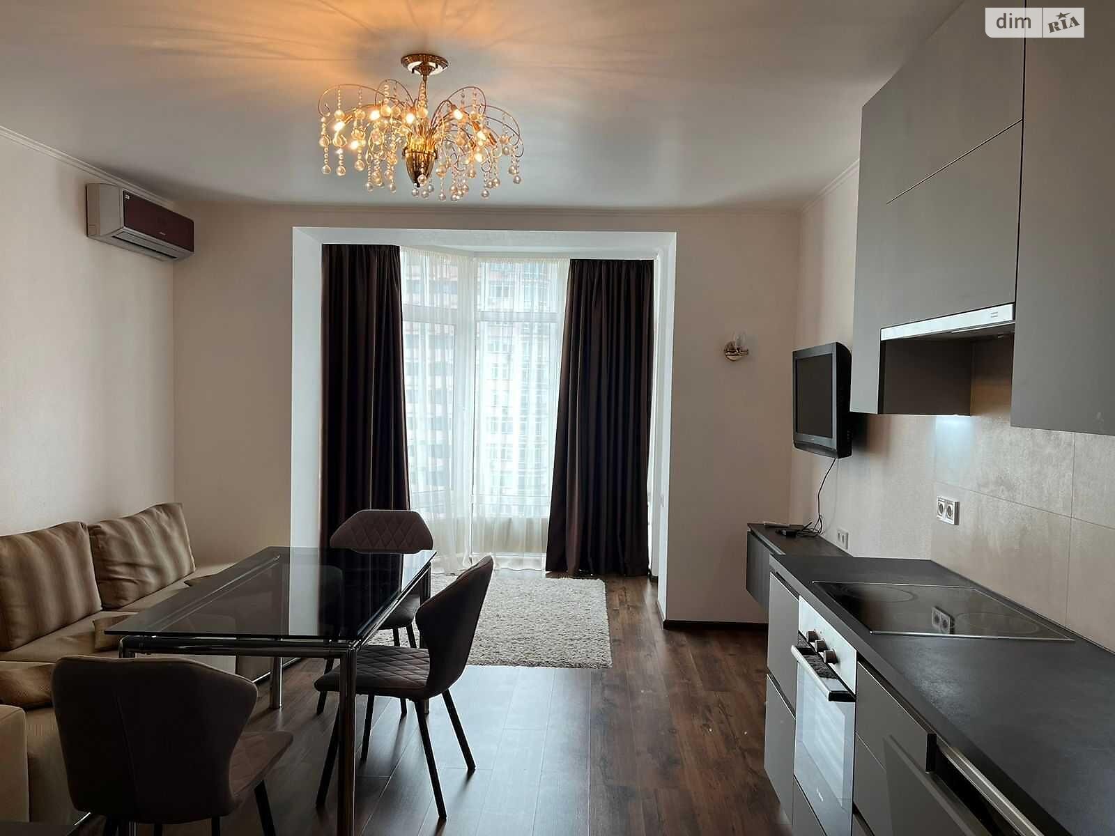 Продажа трехкомнатной квартиры в Киеве, на ул. Юлии Здановской 52А, район Голосеев фото 1 Продажа трехкомнатной квартиры в Киеве, на ул. Юлии Здановской 52А, район Голосеев фото 1