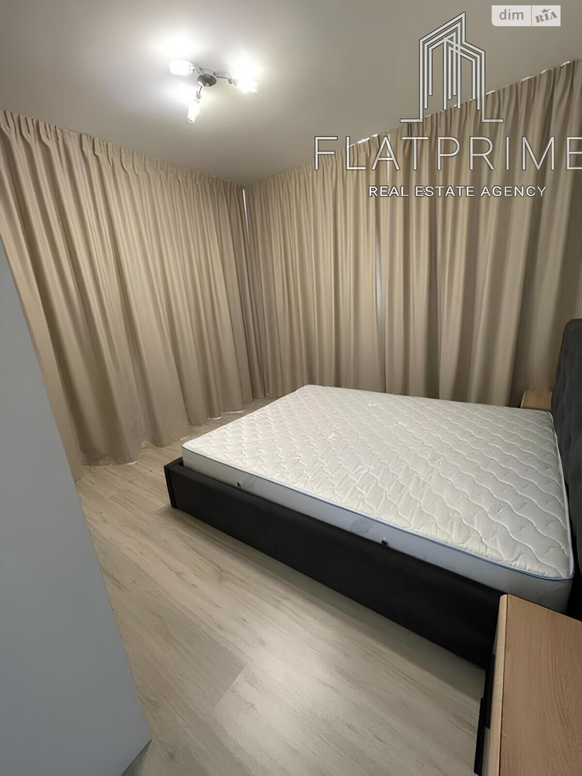 Продаж трикімнатної квартири в Києві, на вул. Михайла Максимовича 28Б, район Голосіїв фото 1 Продаж трикімнатної квартири в Києві, на вул. Михайла Максимовича 28Б, район Голосіїв фото 1