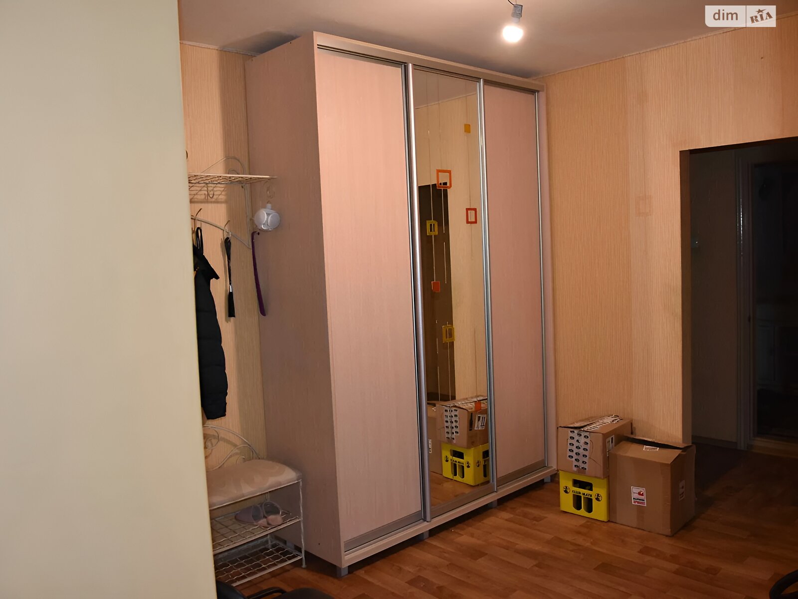 Продаж трикімнатної квартири в Києві, на вул. Михайла Максимовича 9А, район Голосіїв фото 1 Продаж трикімнатної квартири в Києві, на вул. Михайла Максимовича 9А, район Голосіїв фото 1