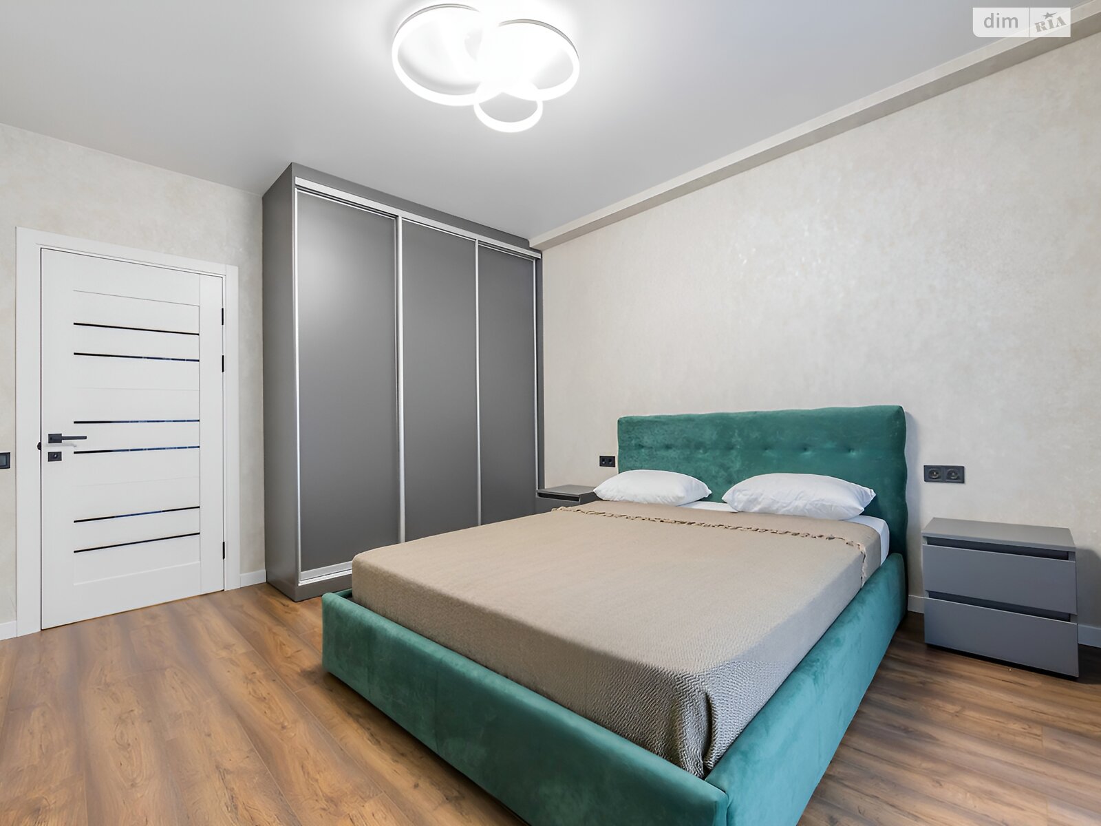 Продаж однокімнатної квартири в Києві, на вул. Михайла Максимовича 28Е, район Голосіїв фото 1 Продаж однокімнатної квартири в Києві, на вул. Михайла Максимовича 28Е, район Голосіїв фото 1