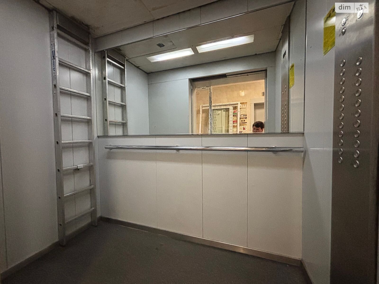 Продаж двокімнатної квартири в Києві, на вул. Михайла Максимовича 3Г, район Голосіїв фото 1 Продаж двокімнатної квартири в Києві, на вул. Михайла Максимовича 3Г, район Голосіїв фото 1