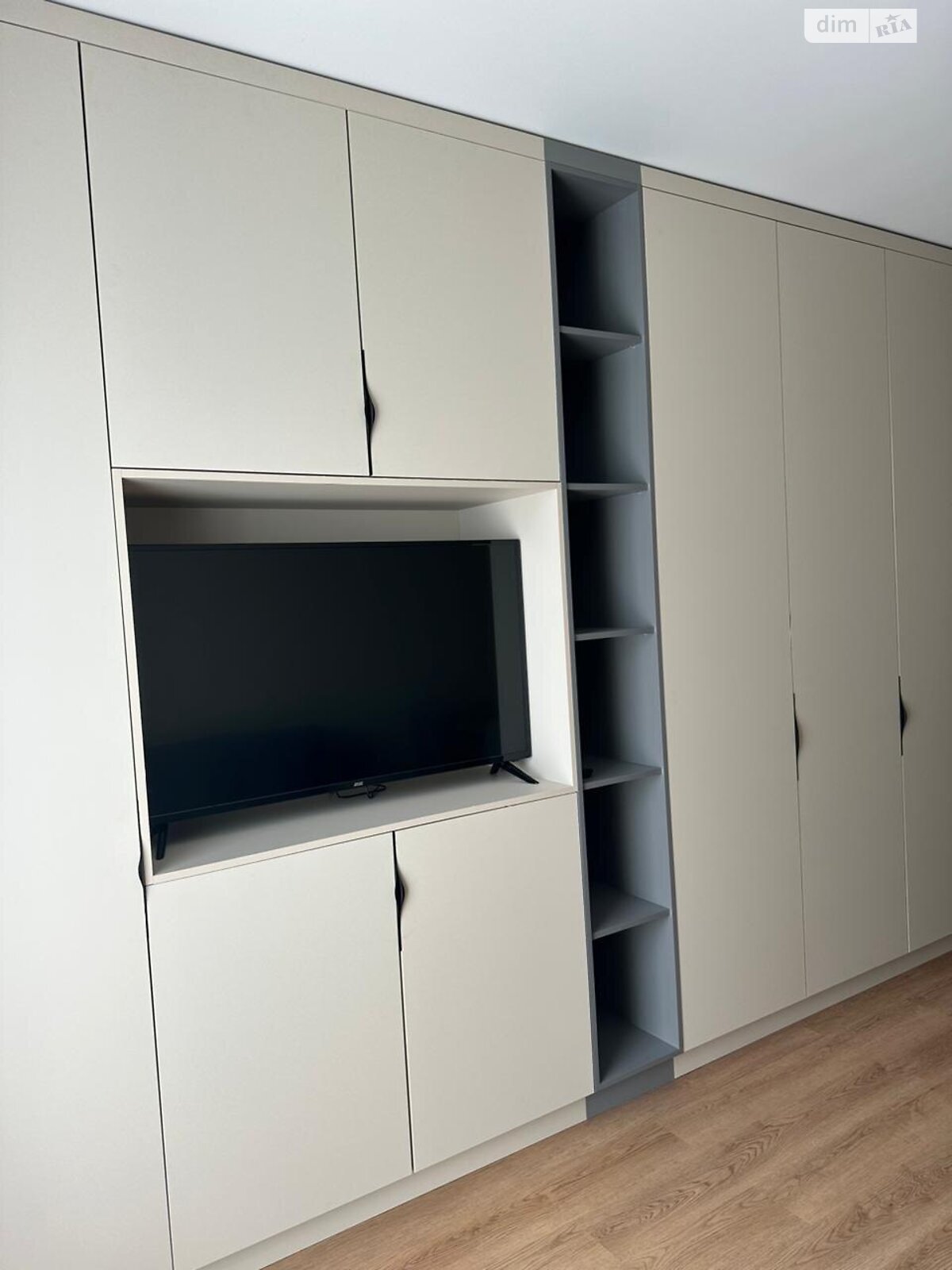 Продажа двухкомнатной квартиры в Киеве, на ул. Михаила Максимовича 26Г, район Голосеев фото 1 Продажа двухкомнатной квартиры в Киеве, на ул. Михаила Максимовича 26Г, район Голосеев фото 1