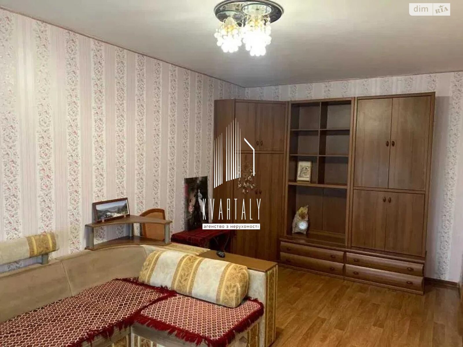 Продаж двокімнатної квартири в Києві, на вул. Михайла Максимовича 7В, район Голосіїв фото 1 Продаж двокімнатної квартири в Києві, на вул. Михайла Максимовича 7В, район Голосіїв фото 1