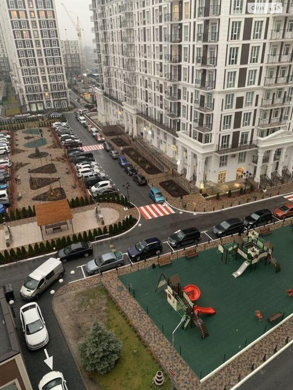 Продажа трехкомнатной квартиры в Киеве, на ул. Михаила Максимовича 26, район Голосеев фото 1 Продажа трехкомнатной квартиры в Киеве, на ул. Михаила Максимовича 26, район Голосеев фото 1