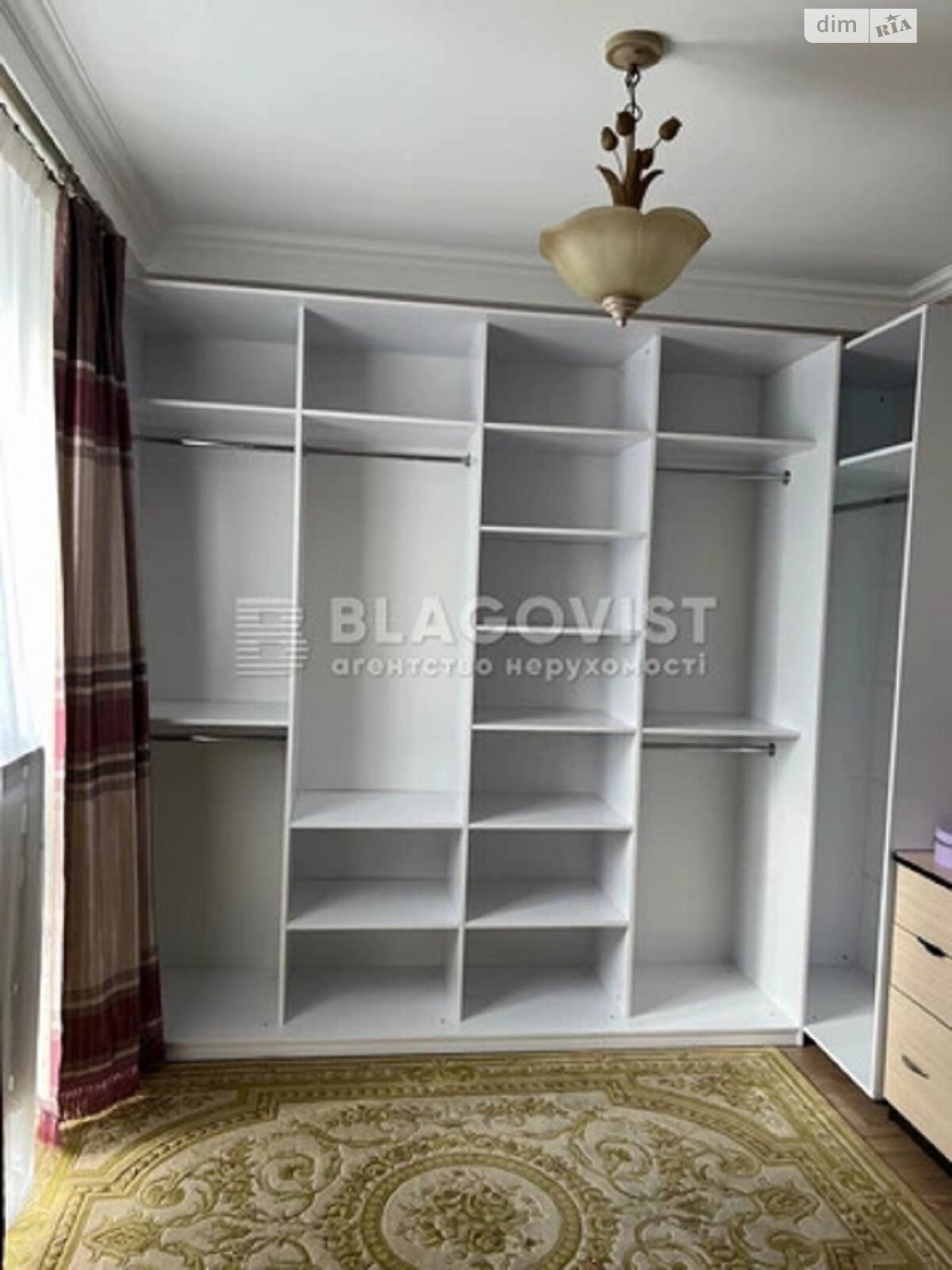 Продаж трикімнатної квартири в Києві, на вул. Михайла Максимовича 28Д, район Голосіїв фото 1 Продаж трикімнатної квартири в Києві, на вул. Михайла Максимовича 28Д, район Голосіїв фото 1