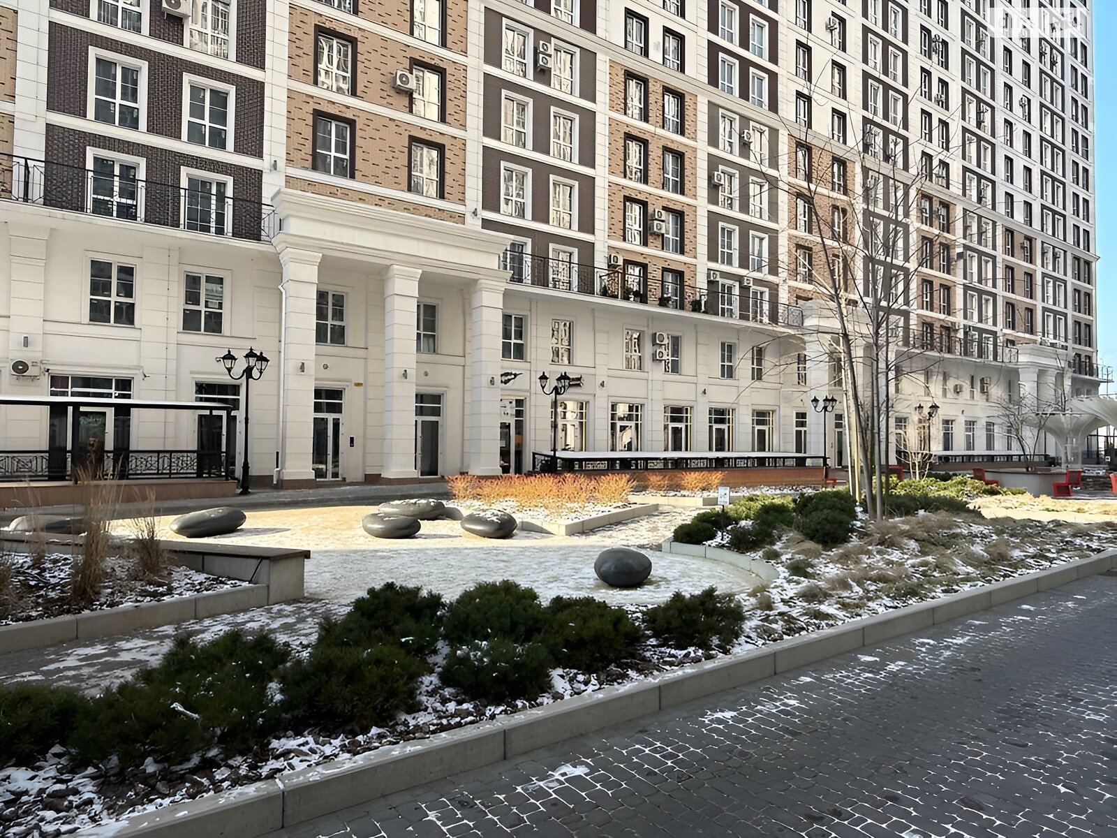 Продажа трехкомнатной квартиры в Киеве, на ул. Михаила Максимовича 28Е, район Голосеев фото 1 Продажа трехкомнатной квартиры в Киеве, на ул. Михаила Максимовича 28Е, район Голосеев фото 1