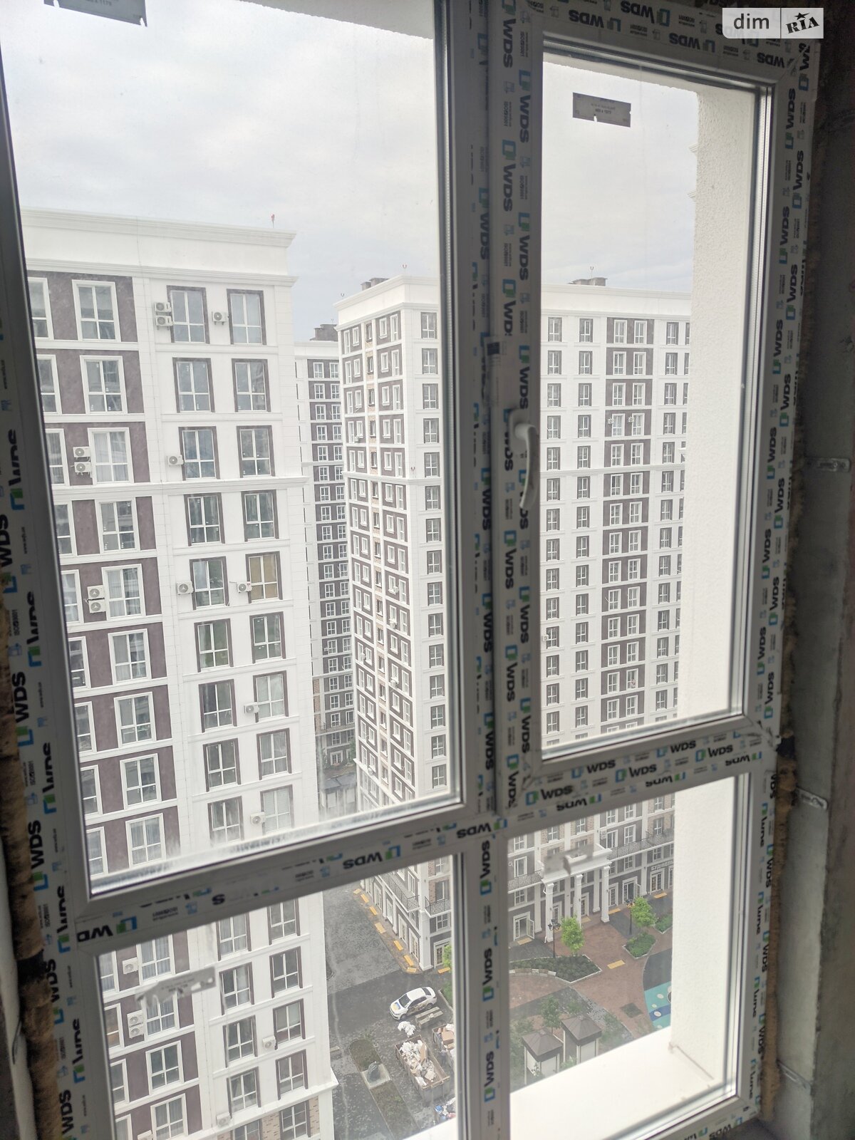 Продаж однокімнатної квартири в Києві, на вул. Михайла Максимовича 24В, район Голосіїв фото 1 Продаж однокімнатної квартири в Києві, на вул. Михайла Максимовича 24В, район Голосіїв фото 1
