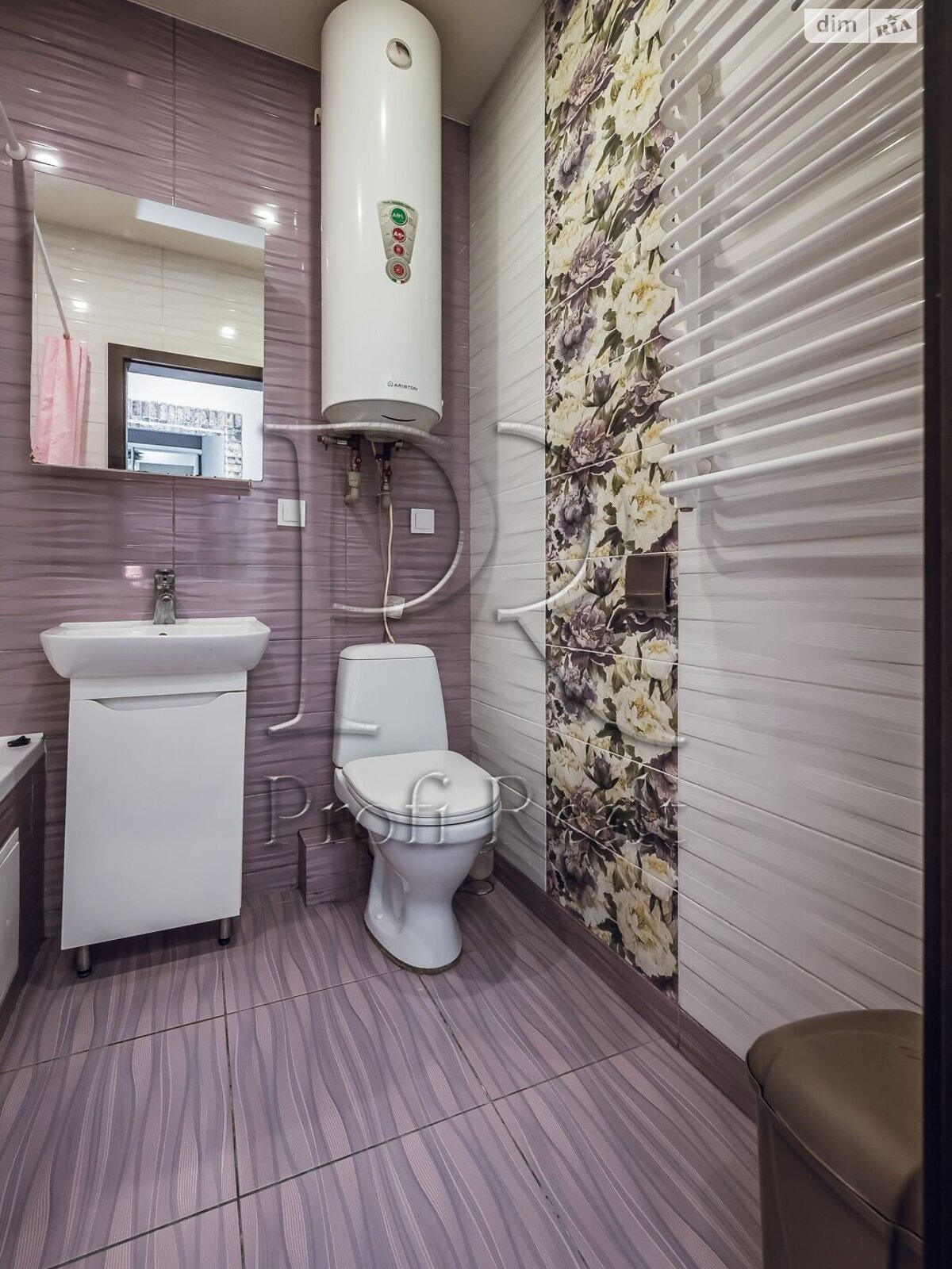 Продаж однокімнатної квартири в Києві, на вул. Михайла Максимовича 3Д, район Голосіїв фото 1