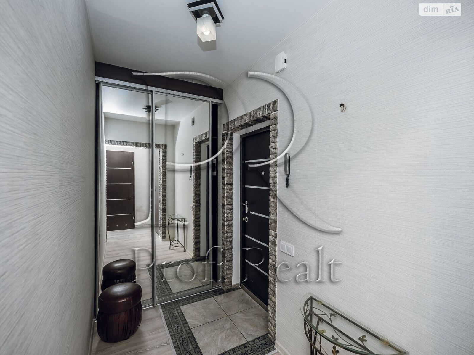 Продаж однокімнатної квартири в Києві, на вул. Михайла Максимовича 3Д, район Голосіїв фото 1