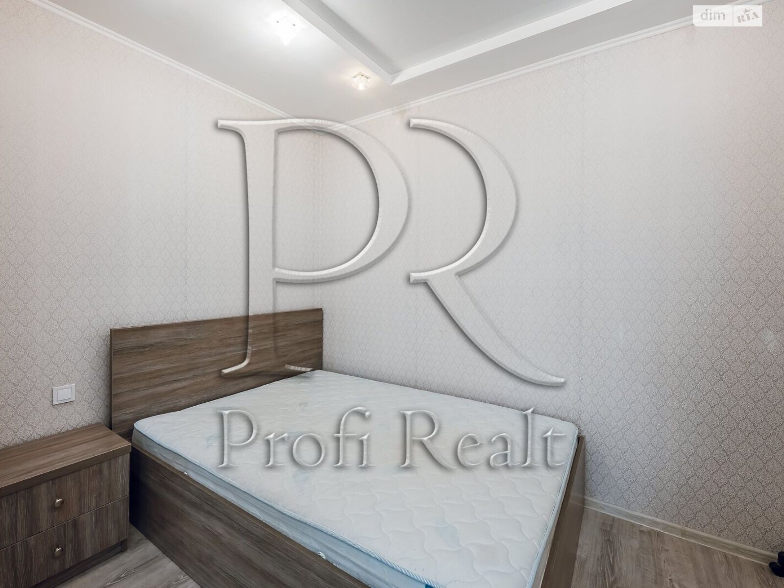 Продаж однокімнатної квартири в Києві, на вул. Михайла Максимовича 3Д, район Голосіїв фото 1