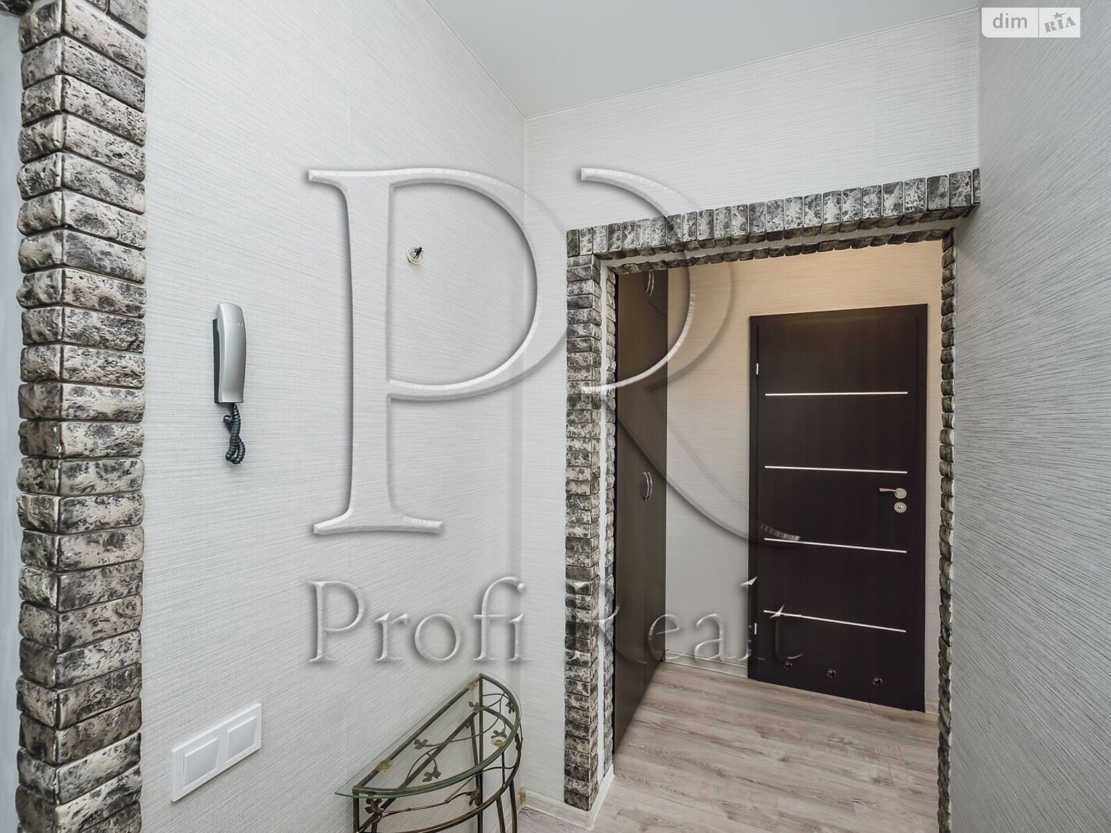 Продаж однокімнатної квартири в Києві, на вул. Михайла Максимовича 3Д, район Голосіїв фото 1