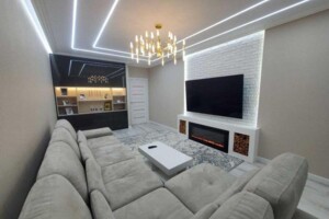 Продаж трикімнатної квартири в Києві, на вул. Михайла Максимовича 3Д, район Голосіїв фото 2
