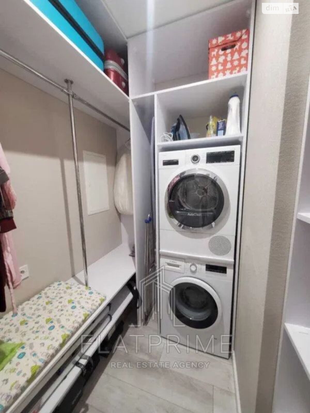 Продаж трикімнатної квартири в Києві, на вул. Михайла Максимовича 3Г, район Голосіїв фото 1 Продаж трикімнатної квартири в Києві, на вул. Михайла Максимовича 3Г, район Голосіїв фото 1