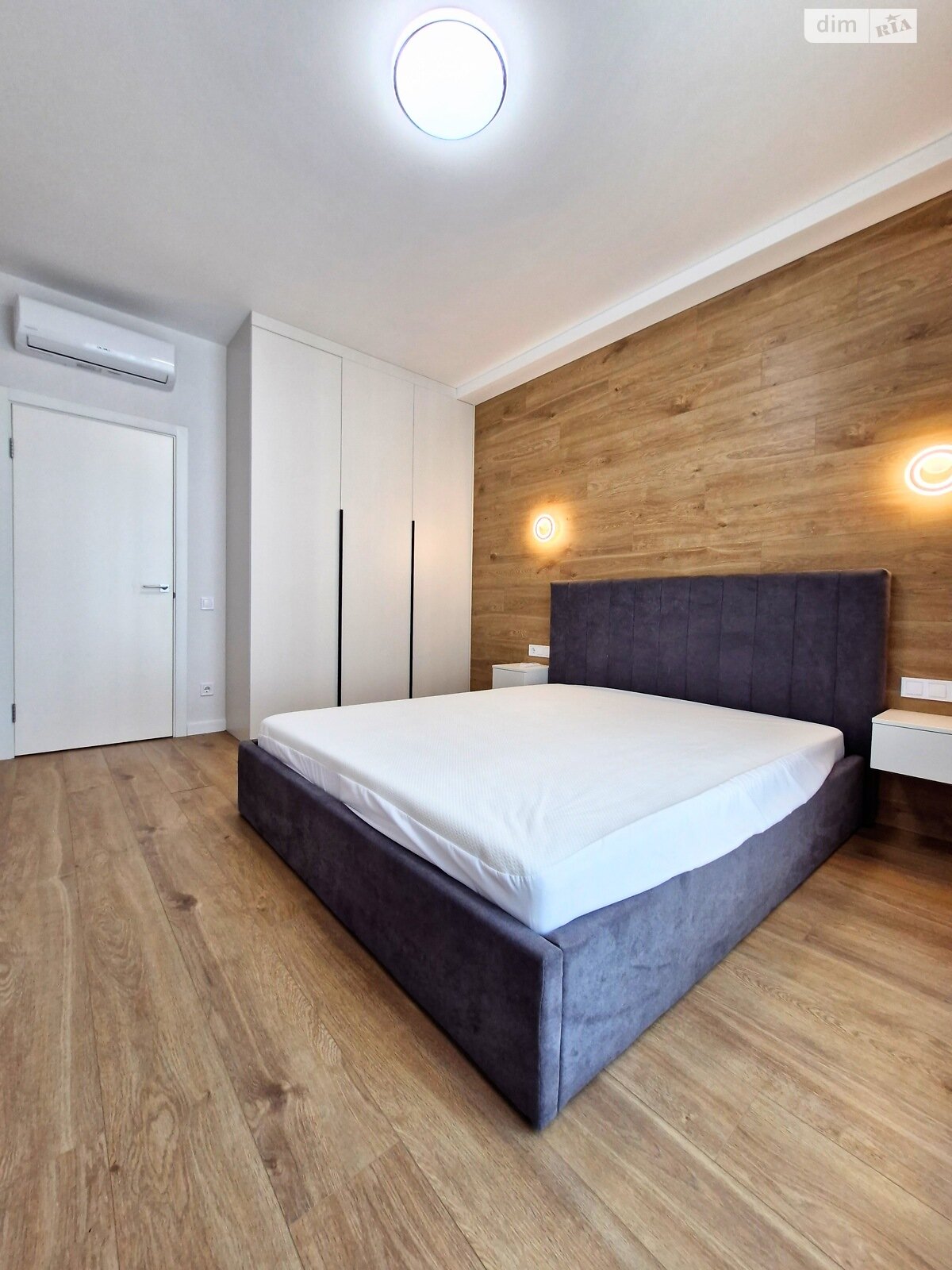 Продаж однокімнатної квартири в Києві, на вул. Михайла Максимовича 26Г, район Голосіїв фото 1 Продаж однокімнатної квартири в Києві, на вул. Михайла Максимовича 26Г, район Голосіїв фото 1