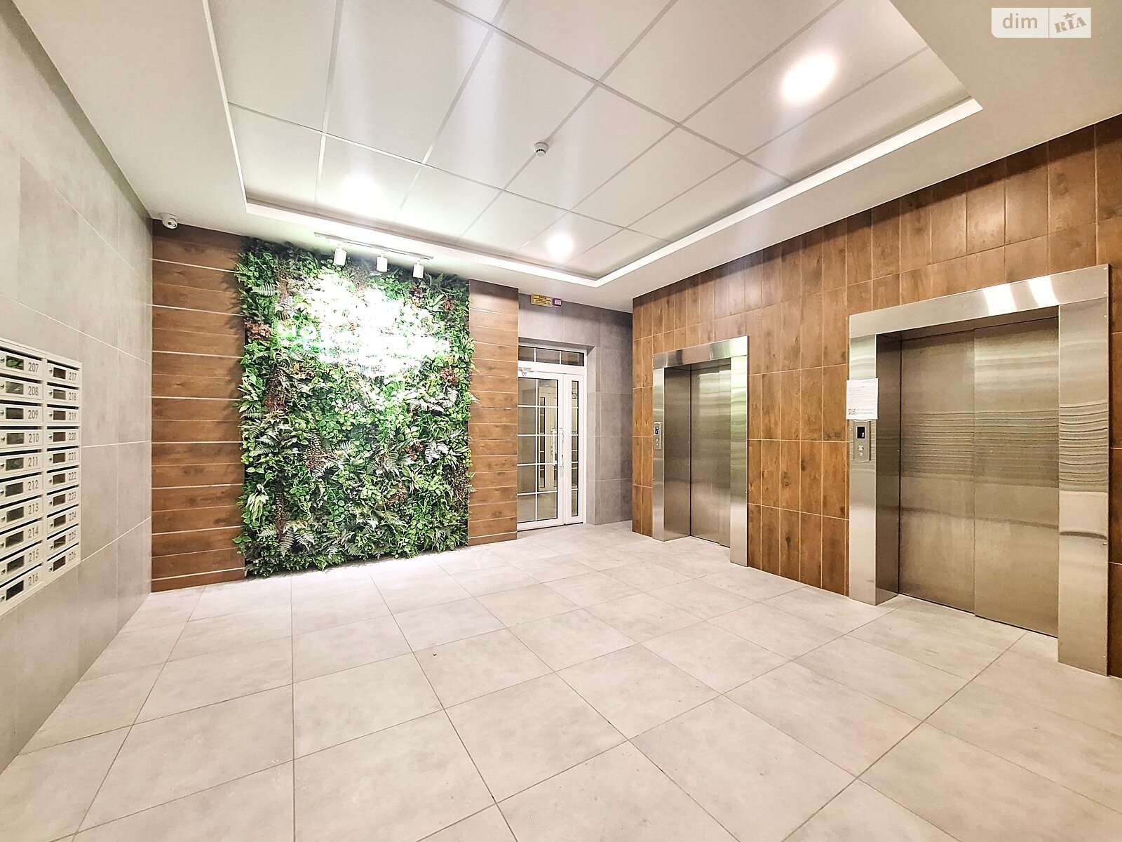 Продаж однокімнатної квартири в Києві, на вул. Михайла Максимовича 26Г, район Голосіїв фото 1 Продаж однокімнатної квартири в Києві, на вул. Михайла Максимовича 26Г, район Голосіїв фото 1