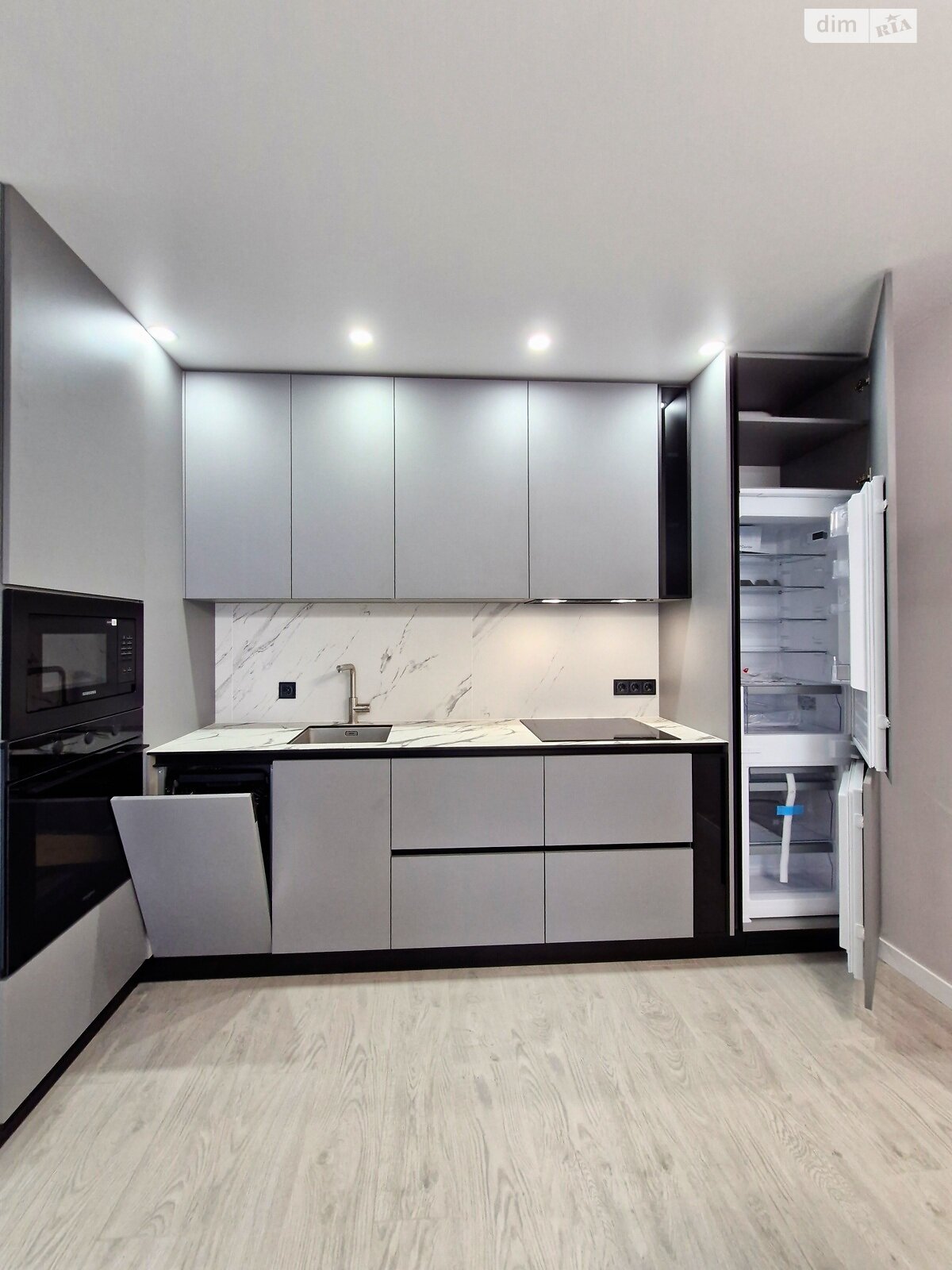 Продажа однокомнатной квартиры в Киеве, на ул. Михаила Максимовича 28К, район Голосеев фото 1