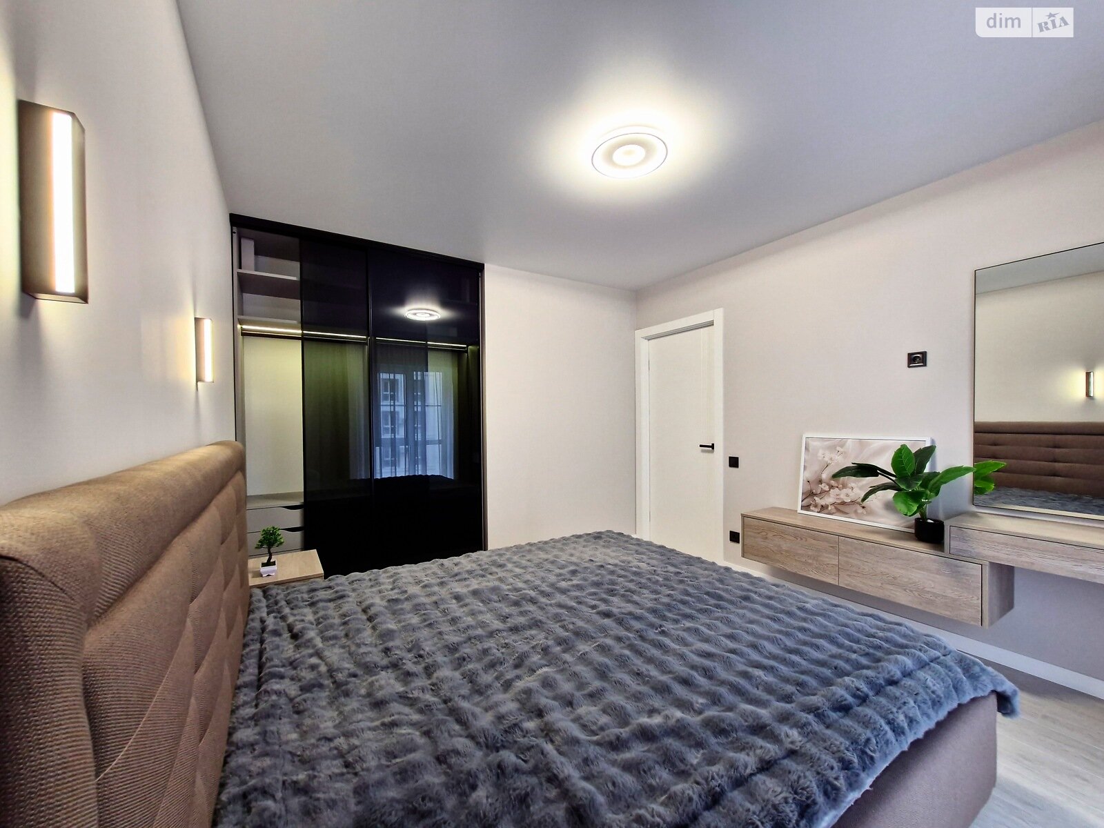 Продажа однокомнатной квартиры в Киеве, на ул. Михаила Максимовича 28К, район Голосеев фото 1