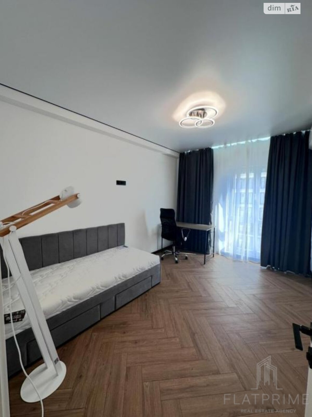 Продажа двухкомнатной квартиры в Киеве, на ул. Михаила Максимовича, район Голосеев фото 1