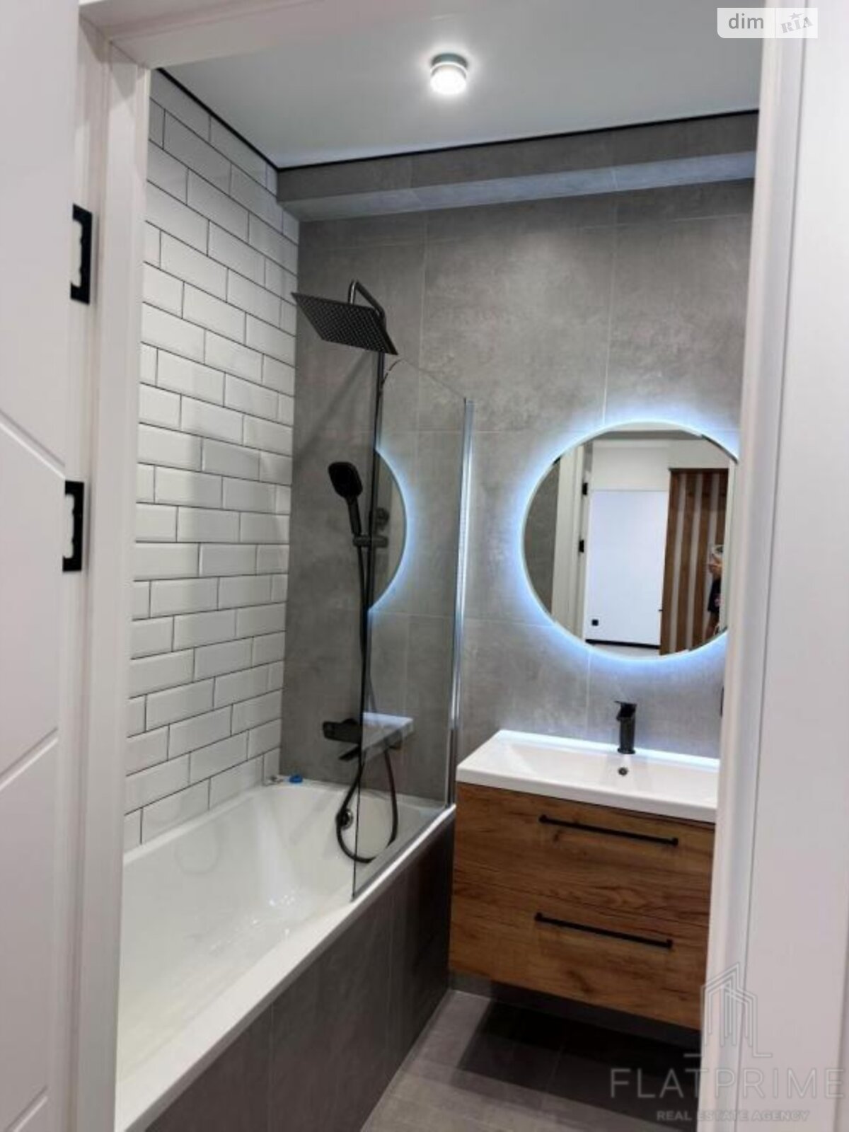 Продажа двухкомнатной квартиры в Киеве, на ул. Михаила Максимовича, район Голосеев фото 1