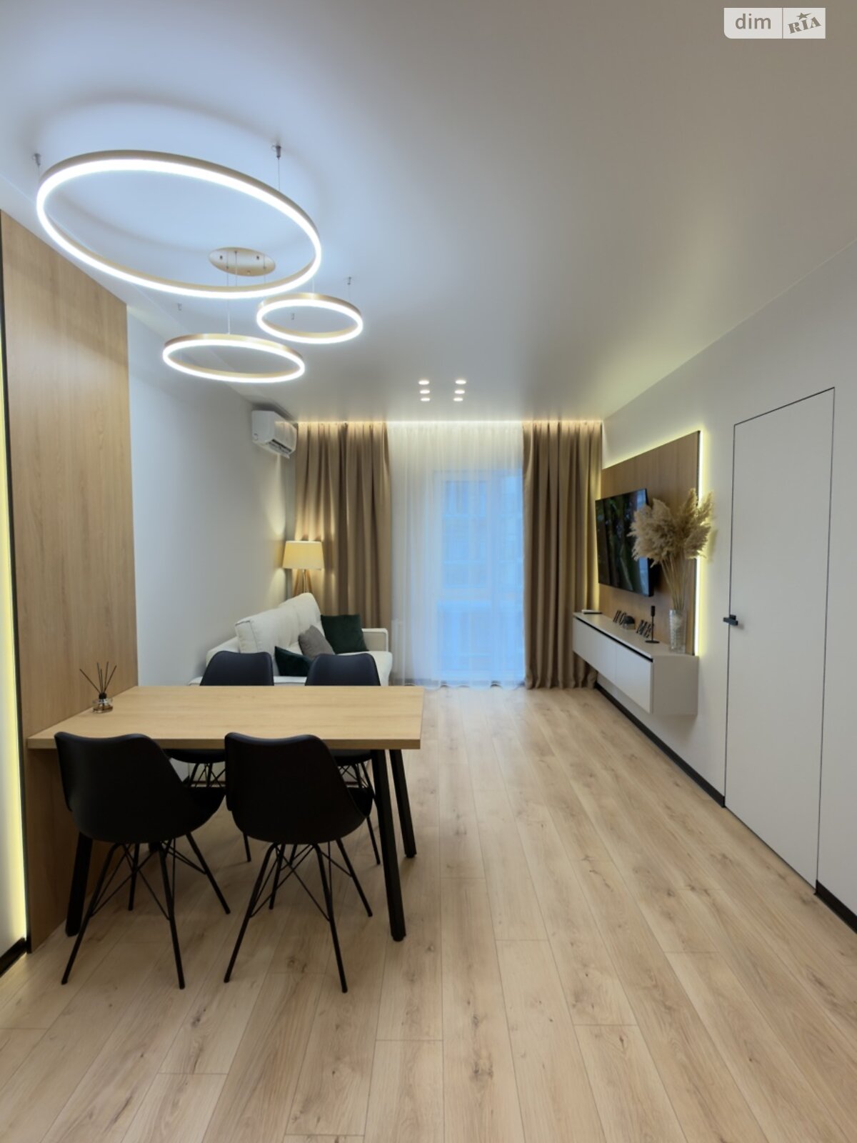 Продажа двухкомнатной квартиры в Киеве, на ул. Михаила Максимовича 26Д, район Голосеев фото 1 Продажа двухкомнатной квартиры в Киеве, на ул. Михаила Максимовича 26Д, район Голосеев фото 1