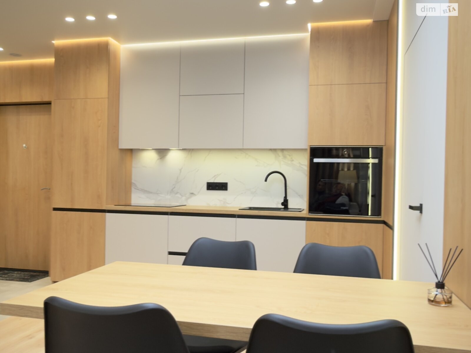 Продажа двухкомнатной квартиры в Киеве, на ул. Михаила Максимовича 26Д, район Голосеев фото 1 Продажа двухкомнатной квартиры в Киеве, на ул. Михаила Максимовича 26Д, район Голосеев фото 1