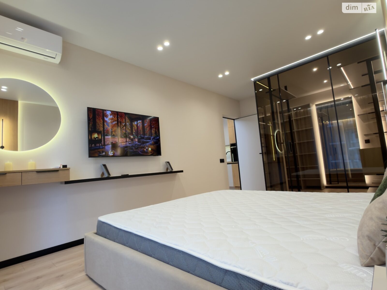 Продажа двухкомнатной квартиры в Киеве, на ул. Михаила Максимовича 26Д, район Голосеев фото 1 Продажа двухкомнатной квартиры в Киеве, на ул. Михаила Максимовича 26Д, район Голосеев фото 1