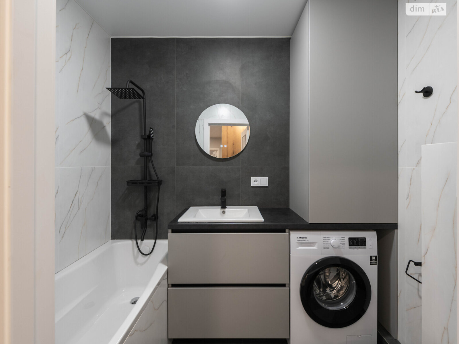 Продажа двухкомнатной квартиры в Киеве, на ул. Михаила Максимовича 24Б, район Голосеев фото 1 Продажа двухкомнатной квартиры в Киеве, на ул. Михаила Максимовича 24Б, район Голосеев фото 1