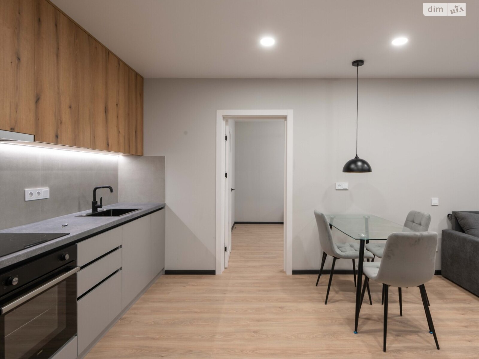 Продажа двухкомнатной квартиры в Киеве, на ул. Михаила Максимовича 24Б, район Голосеев фото 1 Продажа двухкомнатной квартиры в Киеве, на ул. Михаила Максимовича 24Б, район Голосеев фото 1