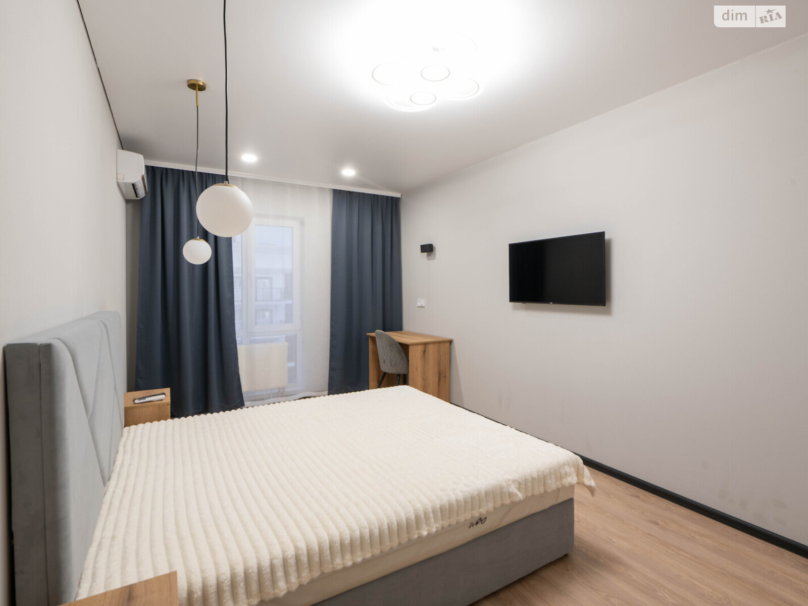 Продажа двухкомнатной квартиры в Киеве, на ул. Михаила Максимовича 24Б, район Голосеев фото 1 Продажа двухкомнатной квартиры в Киеве, на ул. Михаила Максимовича 24Б, район Голосеев фото 1