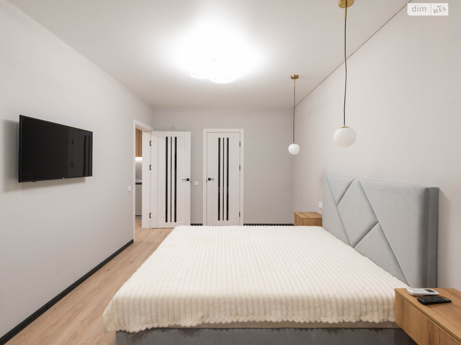 Продажа двухкомнатной квартиры в Киеве, на ул. Михаила Максимовича 24Б, район Голосеев фото 1 Продажа двухкомнатной квартиры в Киеве, на ул. Михаила Максимовича 24Б, район Голосеев фото 1