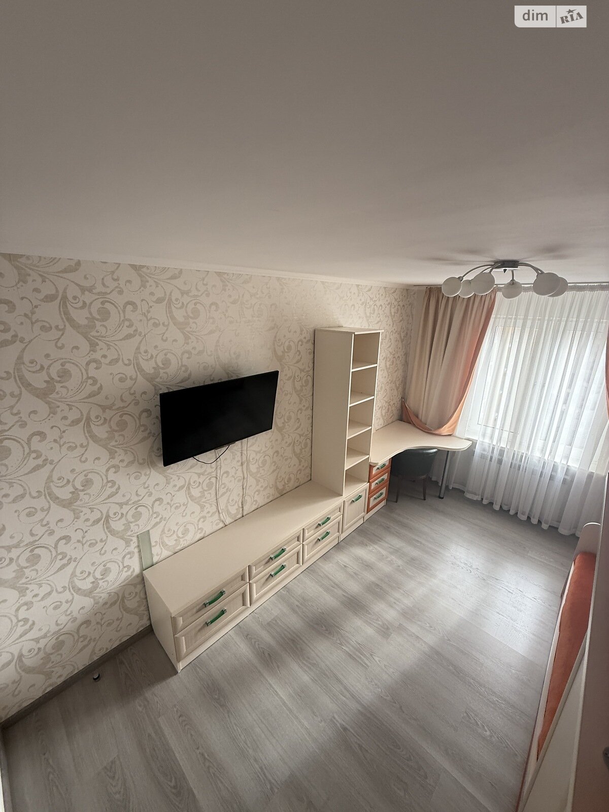 Продажа двухкомнатной квартиры в Киеве, на ул. Михаила Максимовича 7, район Голосеев фото 1