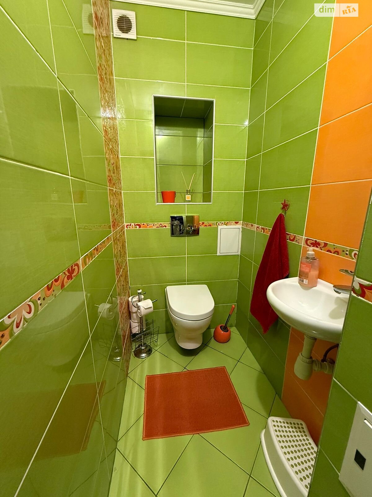 Продажа двухкомнатной квартиры в Киеве, на ул. Михаила Максимовича 7, район Голосеев фото 1